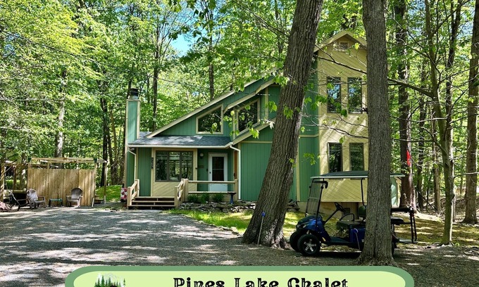 Locust Lake Village Ski Chalet | Hot Tub! Fire Pit, Golf Cart, Fall Hiking, Holiday Memories & Coffee Experience