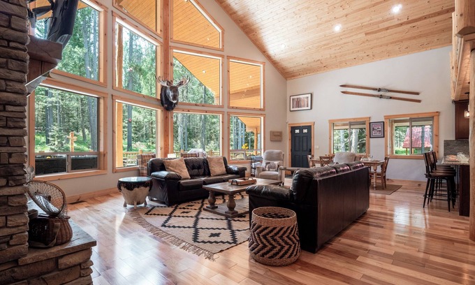 Island Park House | Hot Tub, Firepit, Large Deck, Game Room, Secluded Mtn Views, 20 min to Park | Yellowstone Escape