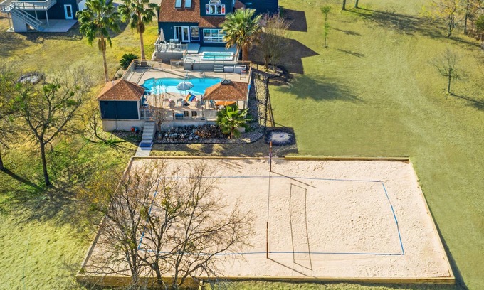 Manor House | Hot Tub + Gameroom + Pool | Separate Guesthouse | Great 4 Gatherings