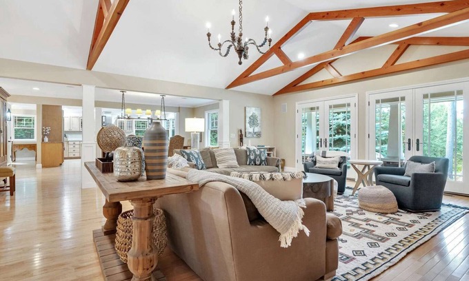 Quechee House | Hot Tub, Great Living Space | Fairbanks Haven