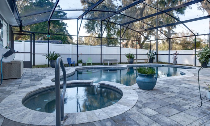 Sanford House | Hot Tub, Hammock, & Pool Oh My! The #Sanfording Pool House