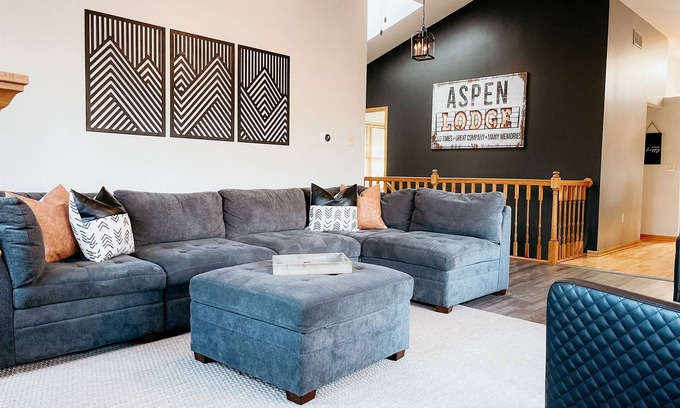 The Galena Territory House | Hot Tub + Indoor Pool + Games Galore