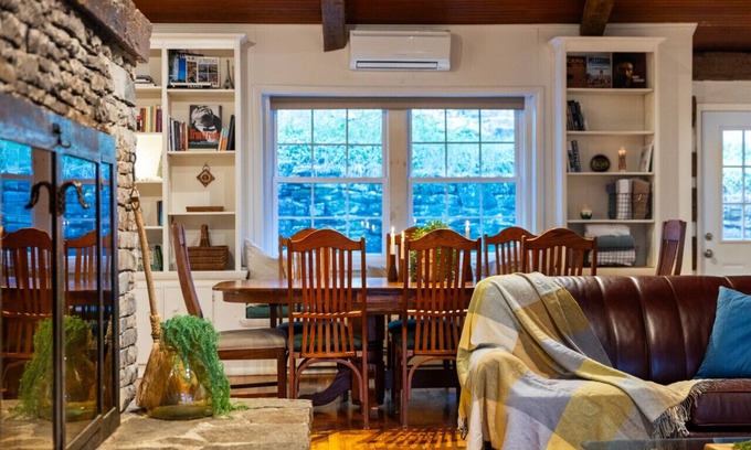 Champion Cabin | Hot Tub - Lux Laurel Highlands- The Mountain House