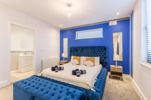 Dublin Villa | Hot Tub Luxe Villa In The Heart Of Dublin