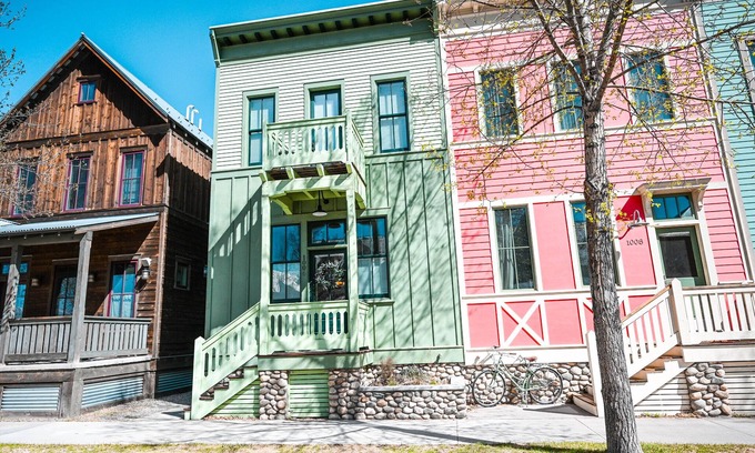 Buena Vista House | Hot Tub;Mountain Views;steps from Arkansas River South Main