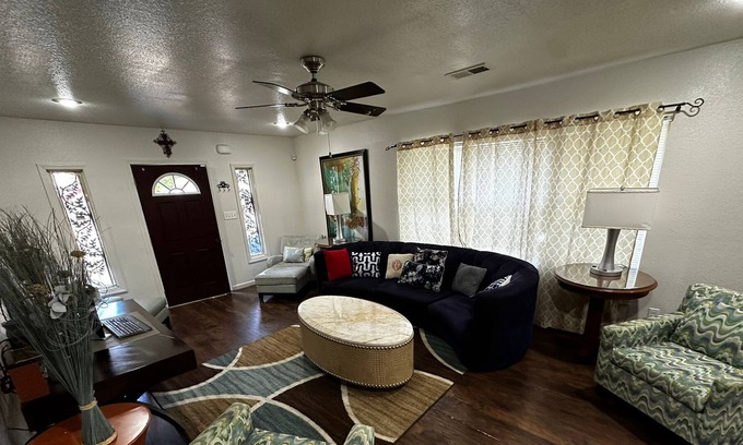 Crosstown House | Hot tub near Zoo, Downtown Beale Street 9 Large Beds