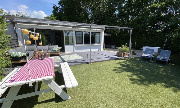 Lemmer House | Hot tub! Next to Beach