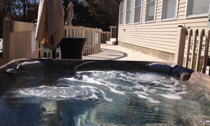 Tunkhannock Township House | Hot Tub, Playroom, Swimming Pool, Central AC, Cable, Free WiFi, Lakes Tennis