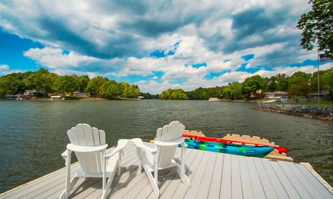 Dixie - Berryhill House | Hot Tub+Sparkling Pool+Gorgeous Views