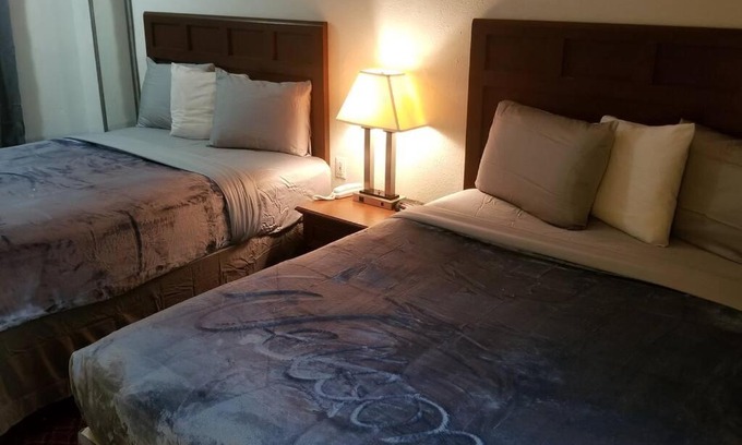 Stillwater Apartment | Hotel 2 Queen Beds Hotel Room 128 Booking
