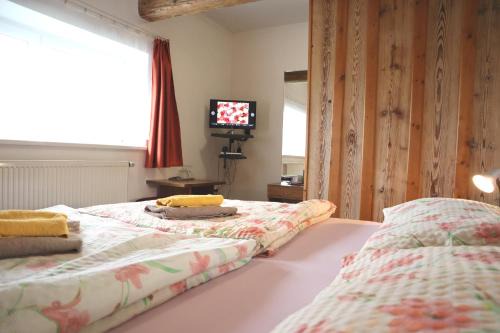 Frystak Hotel | Hotel 66