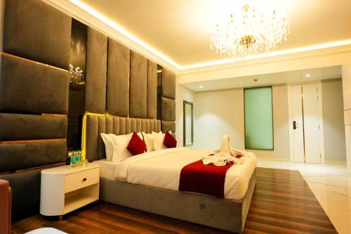 Gajraula Hotel | Hotel Adsan Heights