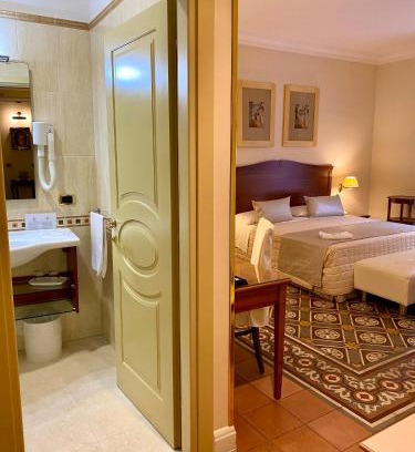 Isola del Borgo Antico Hotel | Hotel Akropolis - Museum Hotel