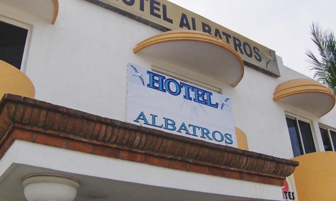 Manzanillo Hotel | Hotel Albatros