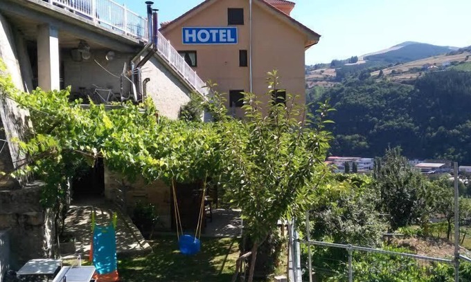 Cangas del Narcea Municipality Hotel | Hotel Alina