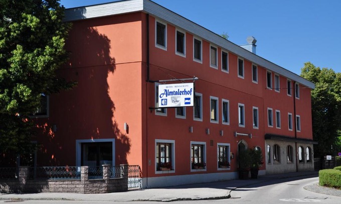 Traun Hotel | Hotel Almtalerhof