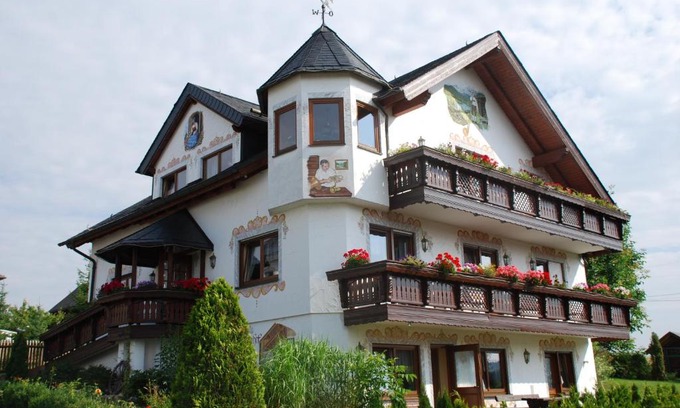 Markneukirchen Hotel | Hotel Alpenhof