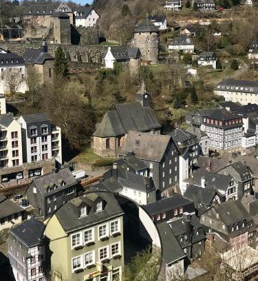 Monschau Hotel | Hotel Alt Montjoie