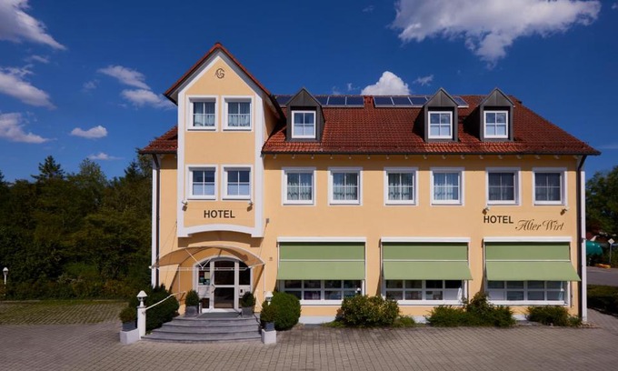 Hallbergmoos Hotel | Hotel Alter Wirt