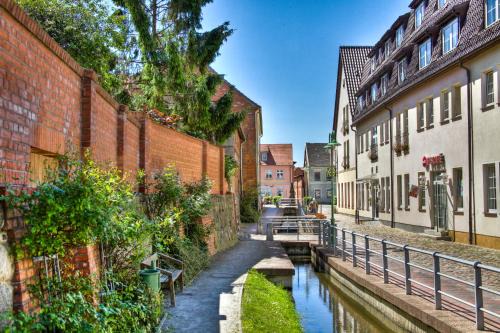 Altentreptow Hotel | Hotel am Markt Altentreptow