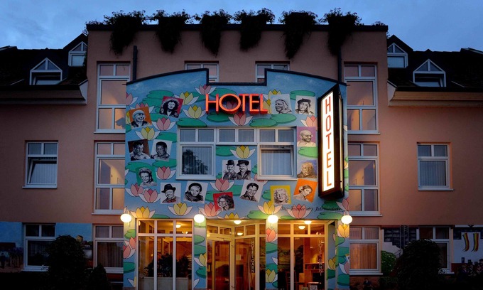 Neuenburg am Rhein Hotel | Hotel am Stadthaus