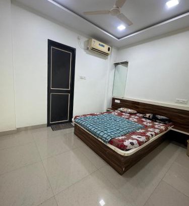 Shrigonda Hotel | Hotel Ananya Restaurant & Lodging in Shrigonda
