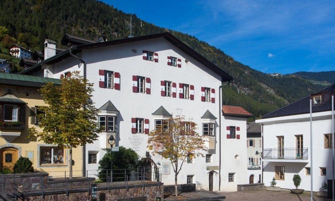 Muhlbach Hotel | Hotel Ansitz Kandelburg
