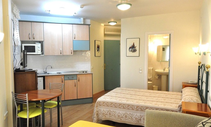 La Lastrilla Apartment | Hotel Apartamentos Aralso Sotillo