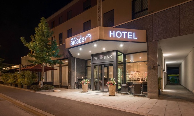 Sins Hotel | Hotel Arcade