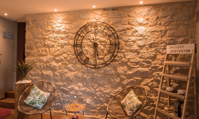 Onet-le-Chateau Hotel | Hotel Aux Berges de l'Aveyron