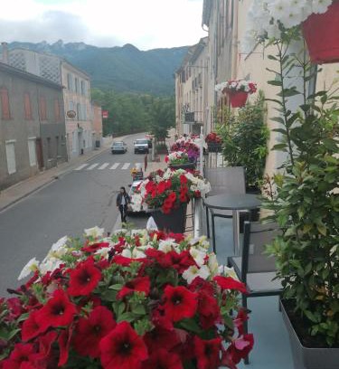 Axat Hotel | Hotel Axat