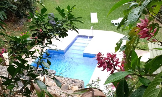 San Jose Bed & Breakfast | Hotel B&B Garden Grecia