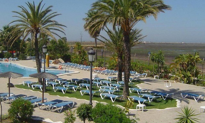 Centro Comercial Bahia Sur Hotel | Hotel Bahía Sur