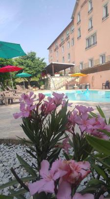 Les Aubugues Hotel | Hotel Belle Vue