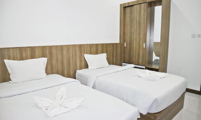 Padang Hotel | Hotel Bhakti Syariah