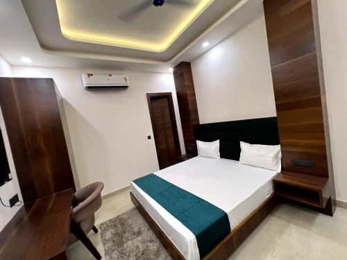 Meerut Hotel | Hotel bliss inn & terrace