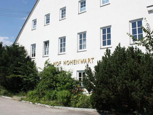 Leeder Hotel | Hotel Boarding House Hohenwart