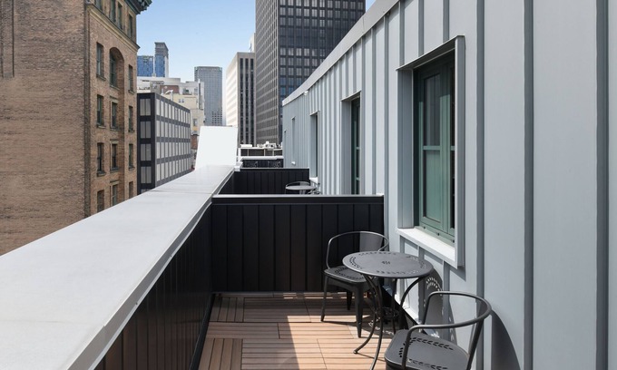 Old Montreal Hotel | Hotel Bonaparte