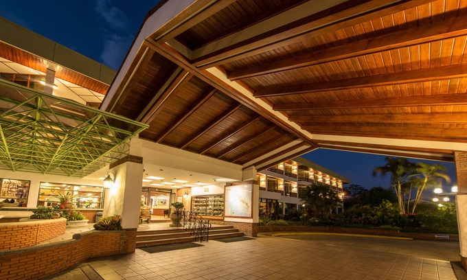 Santo Tomas Hotel | Hotel Bougainvillea San José