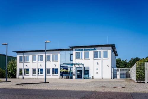 Kreuzau Hotel | Hotel Burgholz