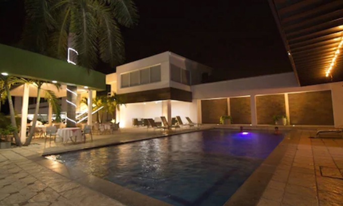 Lazaro Cardenas Hotel | Hotel Casablanca