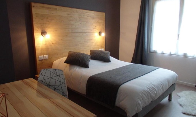 Neuves-Maisons Hotel | Hotel Castel