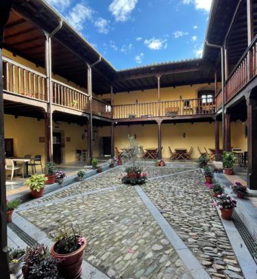 Salas Hotel | Hotel Castillo Valdés Salas