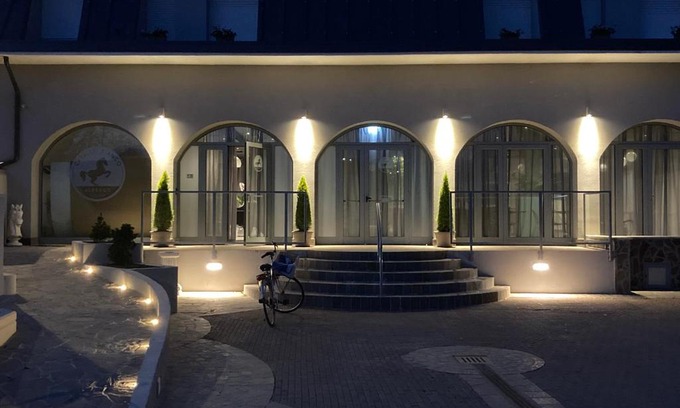 Reggiolo Hotel | Hotel Cavallo Bianco