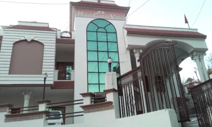 Lohaghat Hotel | Hotel Cedar Valley