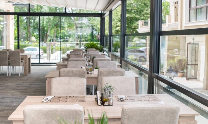 Primorsko Hotel | Hotel Cinema