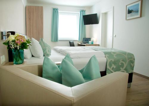 Eitting Bed & Breakfast | Hotel Claro Garni