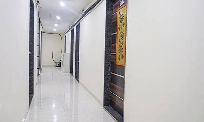 Wagholi Hotel | Hotel Classic Square