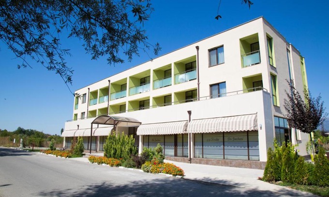 Pavel Banya Hotel | Hotel-Clinic Dr. Gechevi