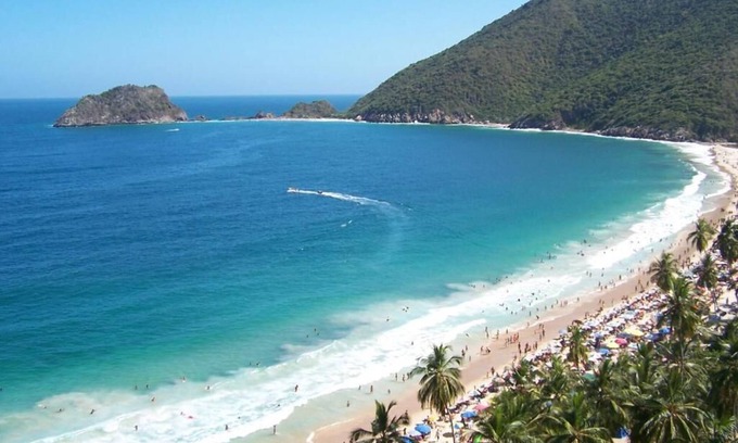 Puerto La Cruz Hotel | Hotel Cristina Suites